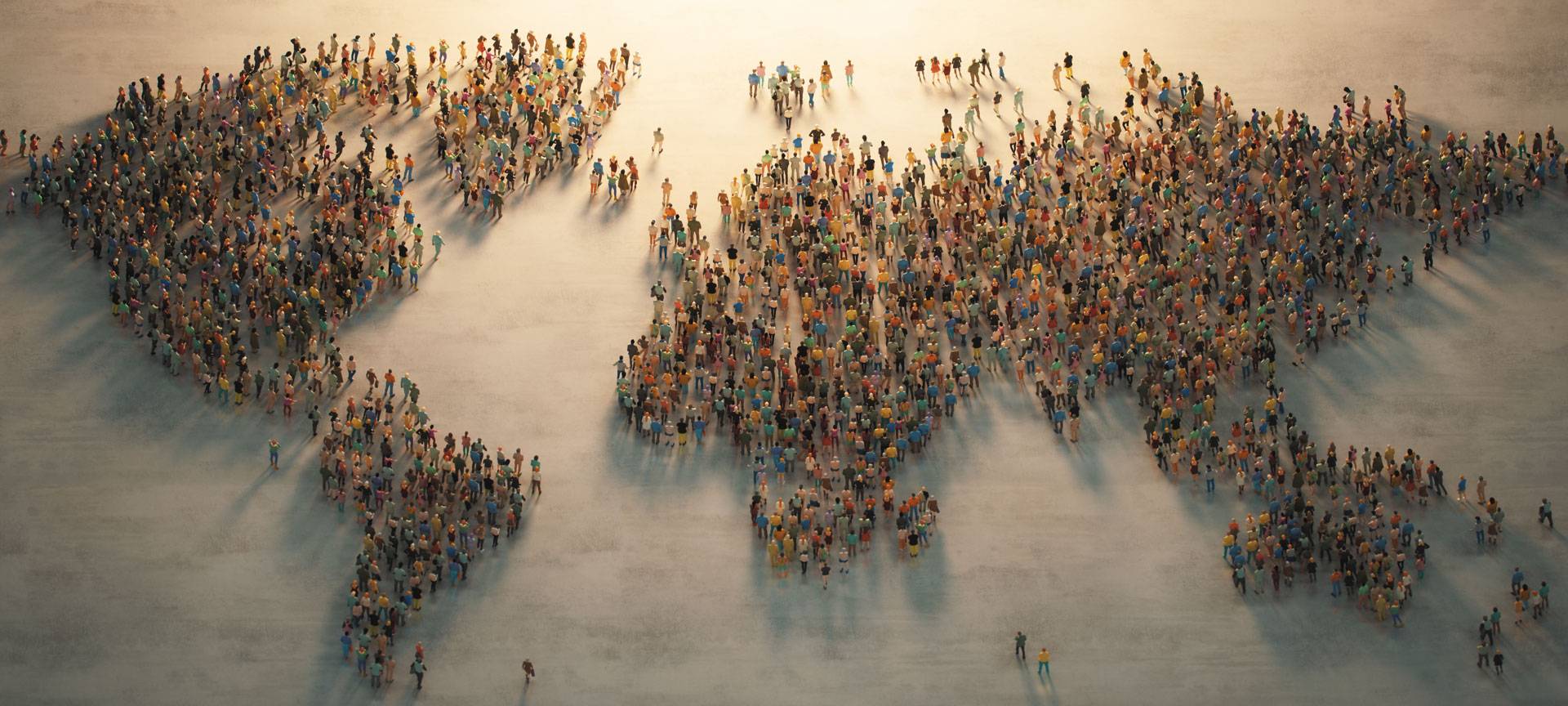 Quelle: imaginima – istockphoto.com, istockphoto.com, imaginima , #2202723428 Menschen aus allen Ländern und Ethnien stehen so dicht beieinander, dass die Menschenmenge die Umrisse der Kontinente abbildet.
